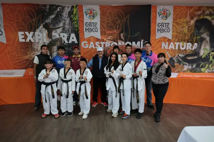 Respaldo y acompañamiento a deportistas de Catemaco rumbo a la Olimpiada Estatal CONADE 2026