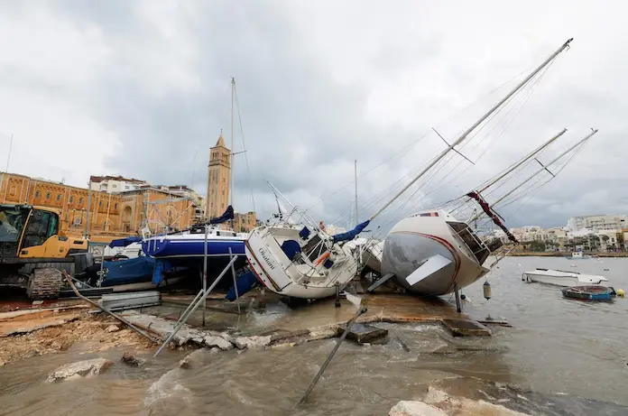VIDEO | El ciclón Harry causó una muerte en Grecia y obligó a evacuar a cientos de personas en el sur de Italia