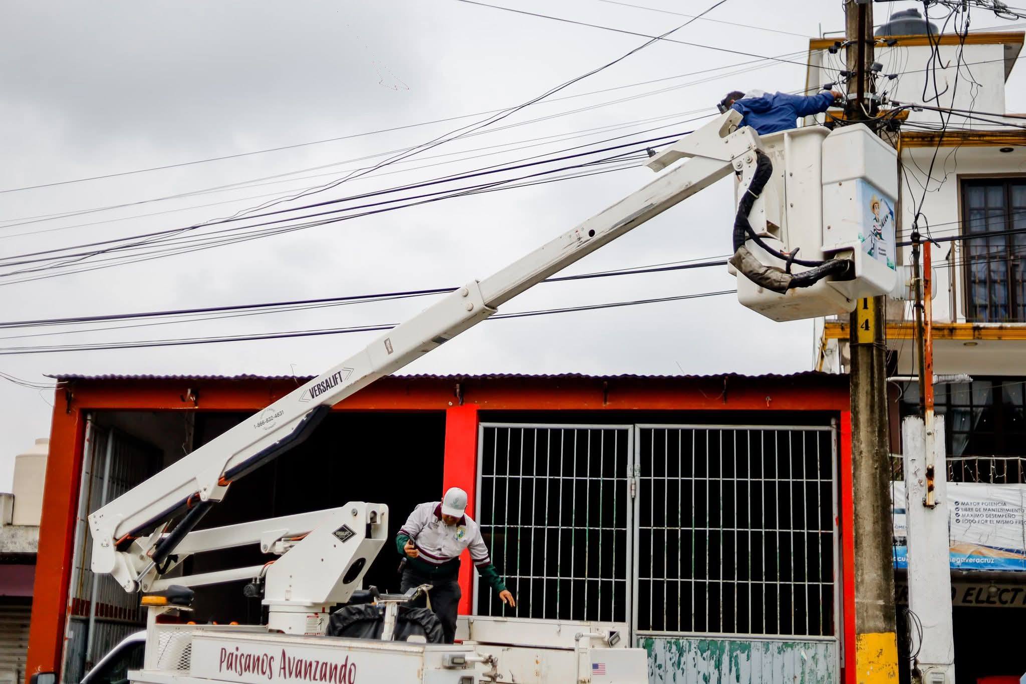 El alcalde Noé Cadena tiene un objetivo claro: más luz, más limpieza y una mejor imagen para Santiago Tuxtla
