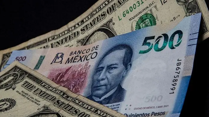 Intervención en Venezuela le pega al peso; hay nerviosismo en los mercados por México