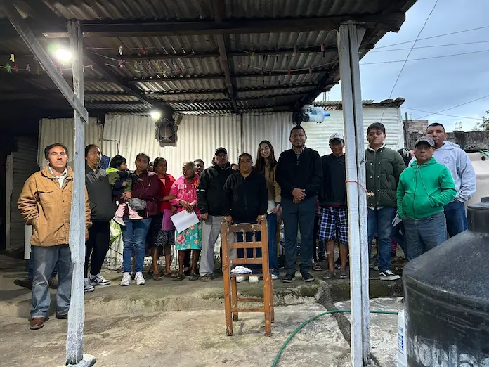 Gobierno municipal realiza reunión de escucha ciudadana en la colonia La Poza