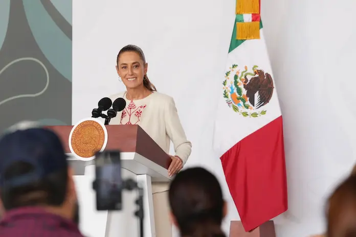 Anuncia Sheinbaum las casas para reubicar a damnificados por inundaciones en Veracruz