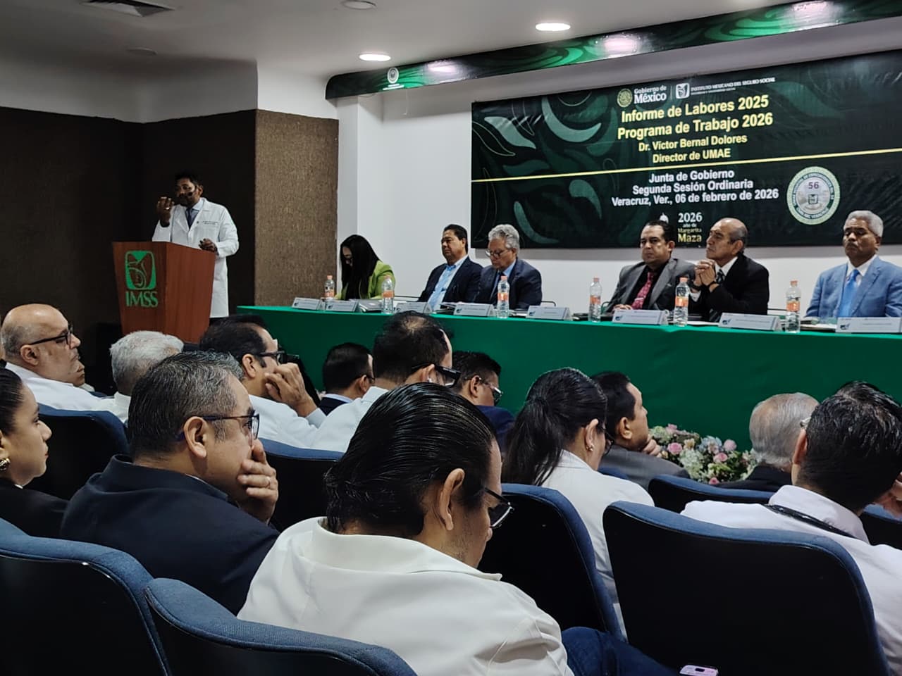 Presenta director de UMAE del IMSS Veracruz Norte Informe de Labores 2025 y Programa de trabajo 2026