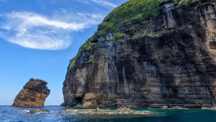 Salma Hayek filma película en Roca Partida