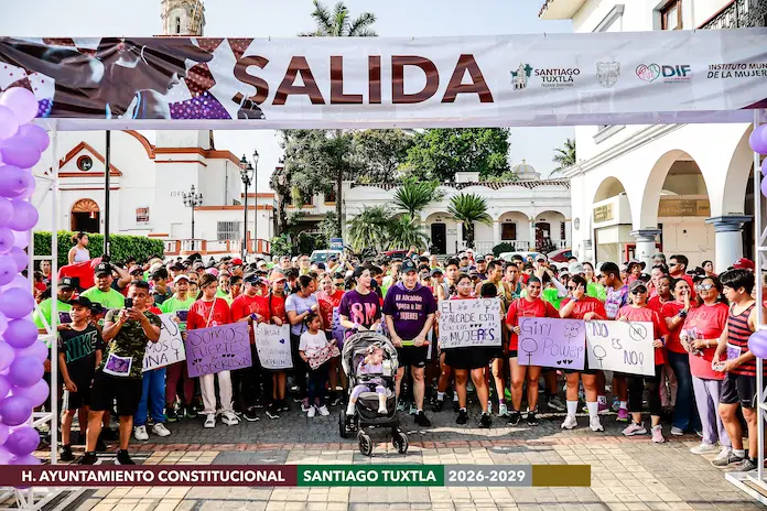 Mujeres de Santiago Tuxtla corren con fuerza en “Paisanos Corriendo por Ellas” con respaldo de Noé Cadena