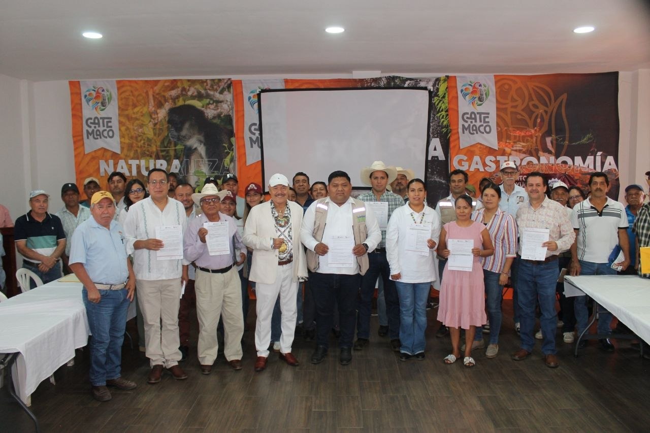 Catemaco se une contra el gusano barrenador: instalan comité para proteger la ganadería