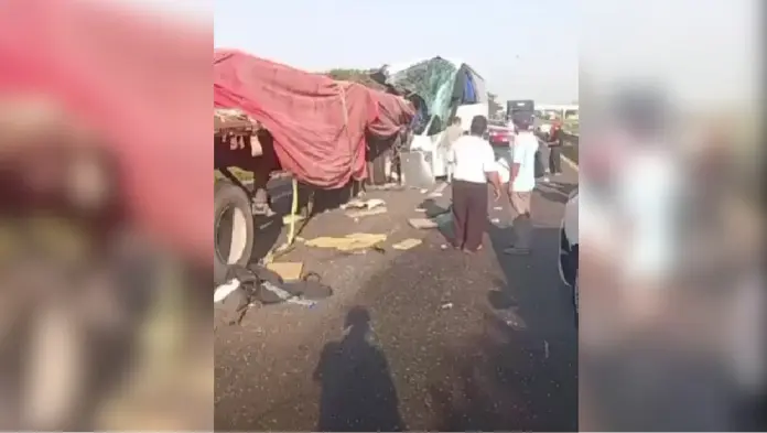 Trágico choque múltiple en la autopista Cosoleacaque–La Tinaja deja varias víctimas lesionadas