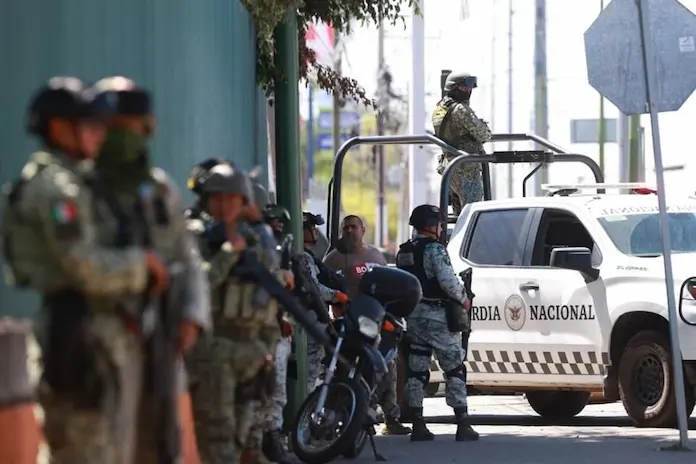 “Fue para proteger a la ciudadanía”: Harfuch niega que la Guardia Nacional escoltara a “El Mencho” durante el funeral