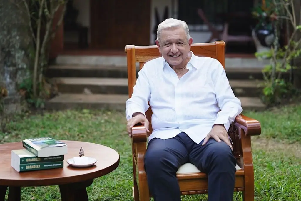 Sheinbaum niega que AMLO ingresó a hospital militar por problemas de salud: ‘Es falso’