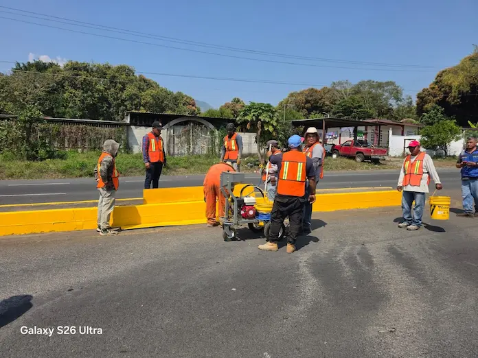 Poco a poco Catemaco sigue avanzando