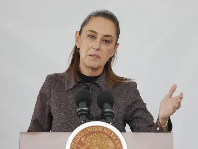 Sheinbaum afirma que el precio de la gasolina no aumentará en México pese al conflicto en Medio Oriente