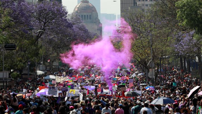 Marchan en México con motivo del  8 de Marzo Día Internacional de la Mujer