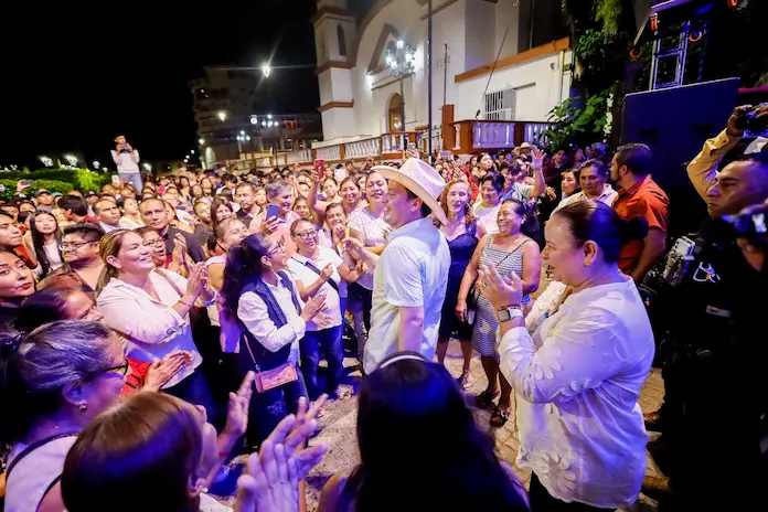 La Sonora Dinamita corona con éxito la Semana Santa 2026 en Santiago Tuxtla
