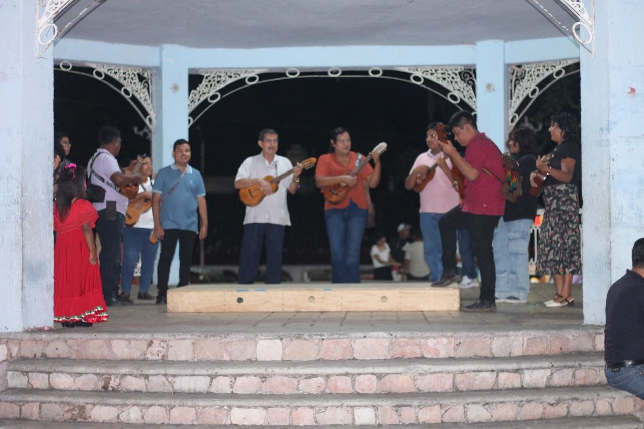 El fandango, corazón vivo de las raíces y cultura  de Catemaco