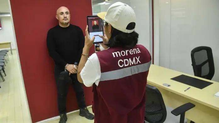 Morena gastó 27 millones de pesos en campaña de Andy López Beltrán para afiliación masiva