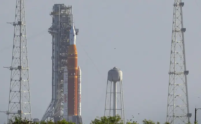 NASA comienza la carga de combustible del cohete de Artemis II para su lanzamiento