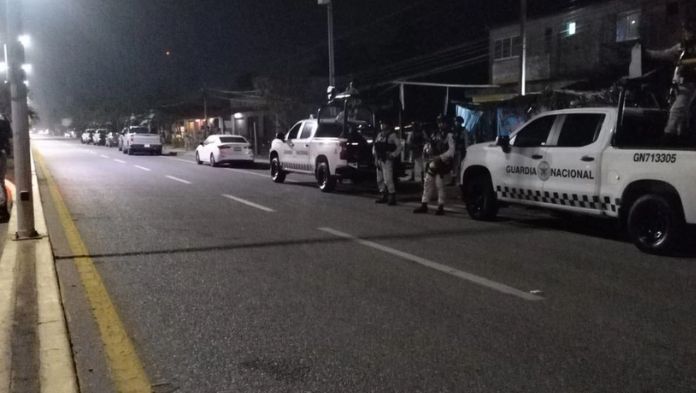 Hombres armados asesinan a cuatro personas en restaurante de Acapulco