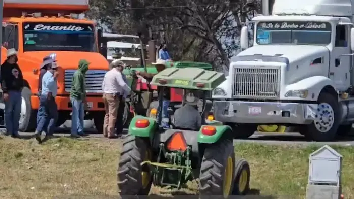 Bloqueo de transportistas HOY 7 de abril: ¿cuántos siguen activos y dónde afectan?