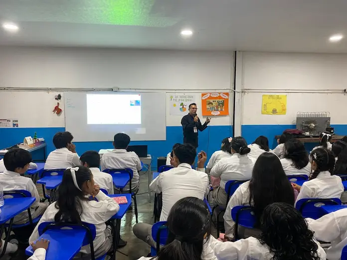 Promueven cultura ambiental en secundaria de Ranchoapan