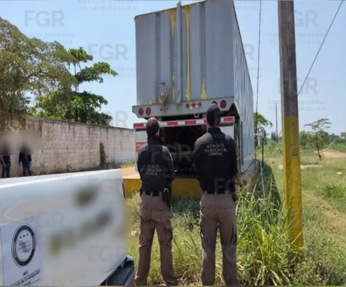Aseguran más de 27 mil litros de hidrocarburo en operativo federal en Hueyapan de Ocampo