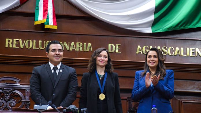 Izquierda madrileña envía carta de disculpa a Sheinbaum y a México por visita «ridícula» de Díaz Ayuso