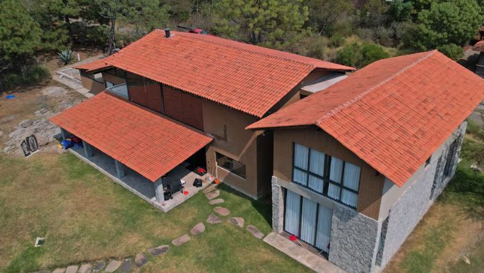 Subastan última guarida de ‘El Mencho’: ¿Cuánto quiere el Indep por la cabaña de lujo?