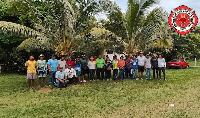 Personal de PC y Bomberos de San Andrés Tuxtla capacitan en primeros auxilios a prestadores de servicios turísticos de Toro Prieto