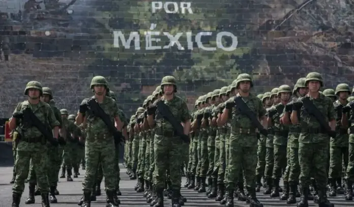 Acumulan fuerzas armadas poder económico en la oscuridad