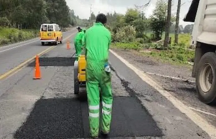 Más de 6 mil baches han sido reparados en carreteras federales en Veracruz: SICT