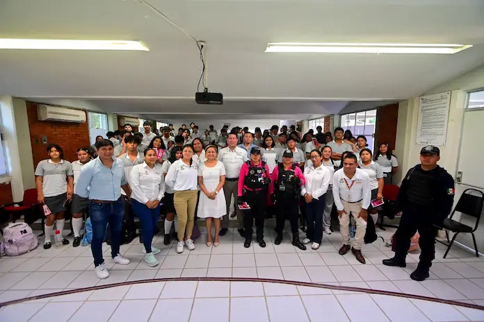 #InstitutoDeLaMujer | Atendiendo a nuestra juventud: Prevención desde las Aulas