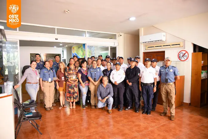 Policías de Catemaco fortalecen capacitación turística con visita al Museo Regional de Los Tuxtlas