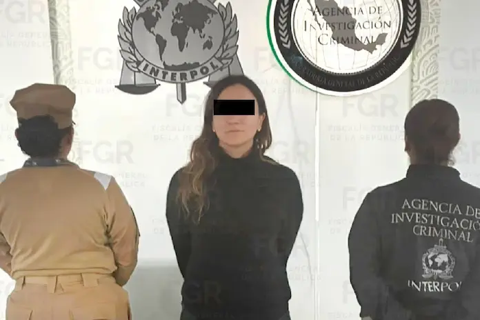 Detienen a Gilda N., hermana de Emilio Lozoya, por el caso Agronitrogenados